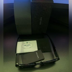 Unisex Prada Sunglasses SPR17W